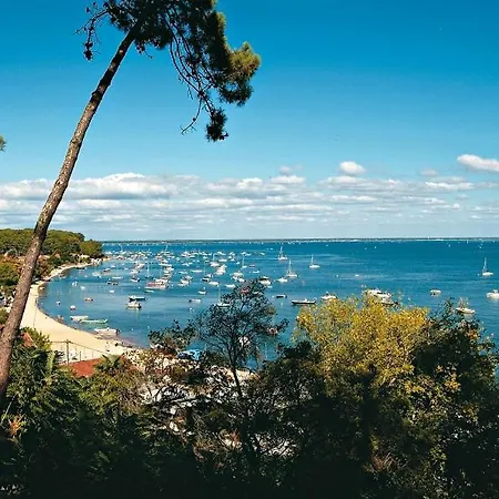 L'escale Arcachonnaise - T3 - 6 Couchages - Wifi- Parking Prive Gratuit - Plages Commerces A Pied