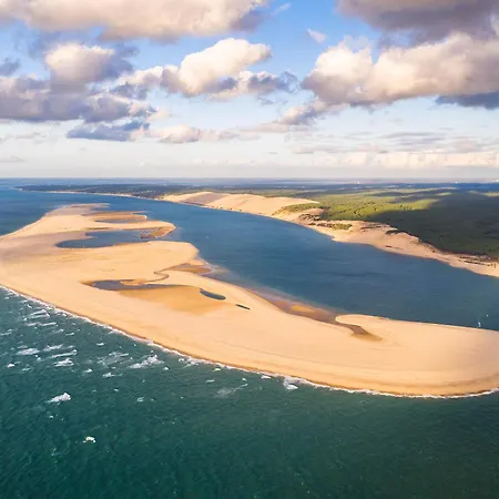 Daire L'escale Arcachonnaise - T3 - 6 Couchages - Wifi- Parking Prive Gratuit - Plages Commerces A Pied Arcachon