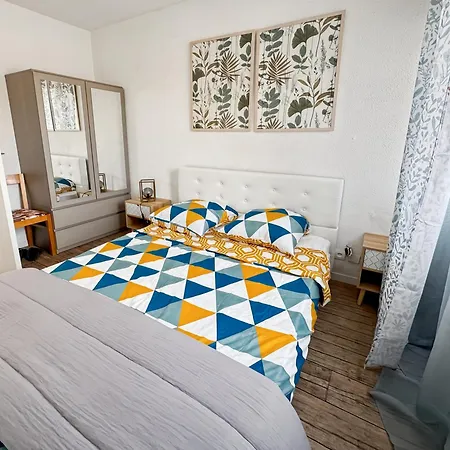 L'escale Arcachonnaise - T3 - 6 Couchages - Wifi- Parking Prive Gratuit - Plages Commerces A Pied