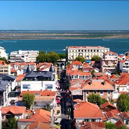 L'escale Arcachonnaise - T3 - 6 Couchages - Wifi- Parking Prive Gratuit - Plages Commerces A Pied * Arcachon